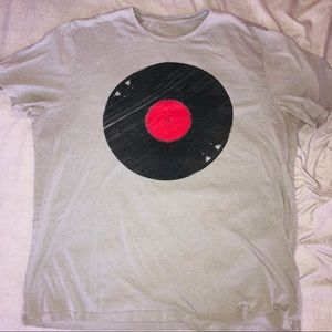 Men’s Banana Republic XL Record Graphic Tee